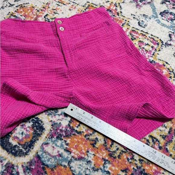 Soft Surrounding | Pink Gauze Cotton Shorts Small High Rise Del Ray Cuff Shorts - Picture 7 of 10